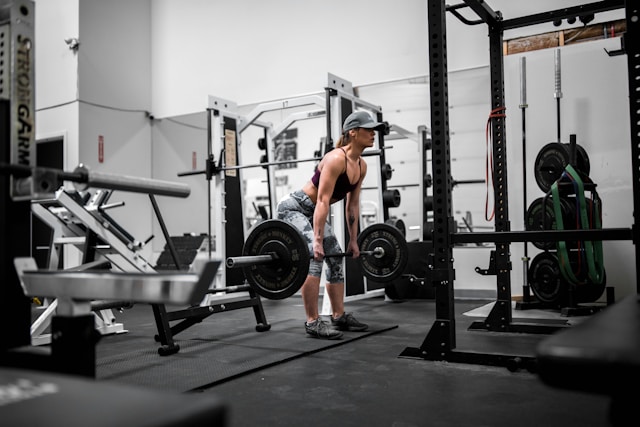 Key Differences Between Trap Bar and Barbell Deadlifts