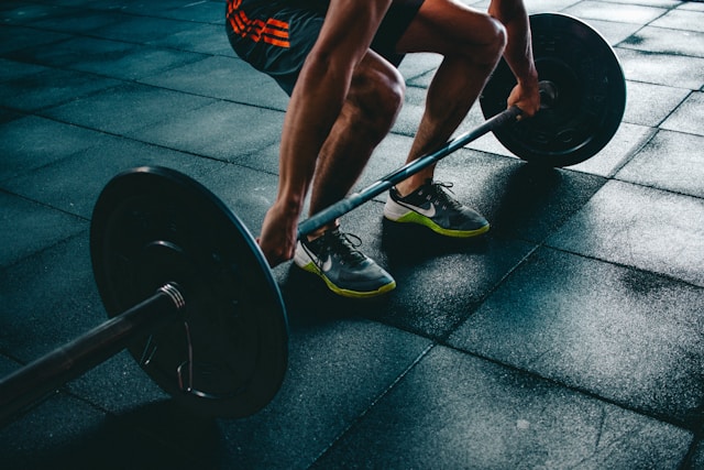 Trap Bar vs Barbell Deadlift